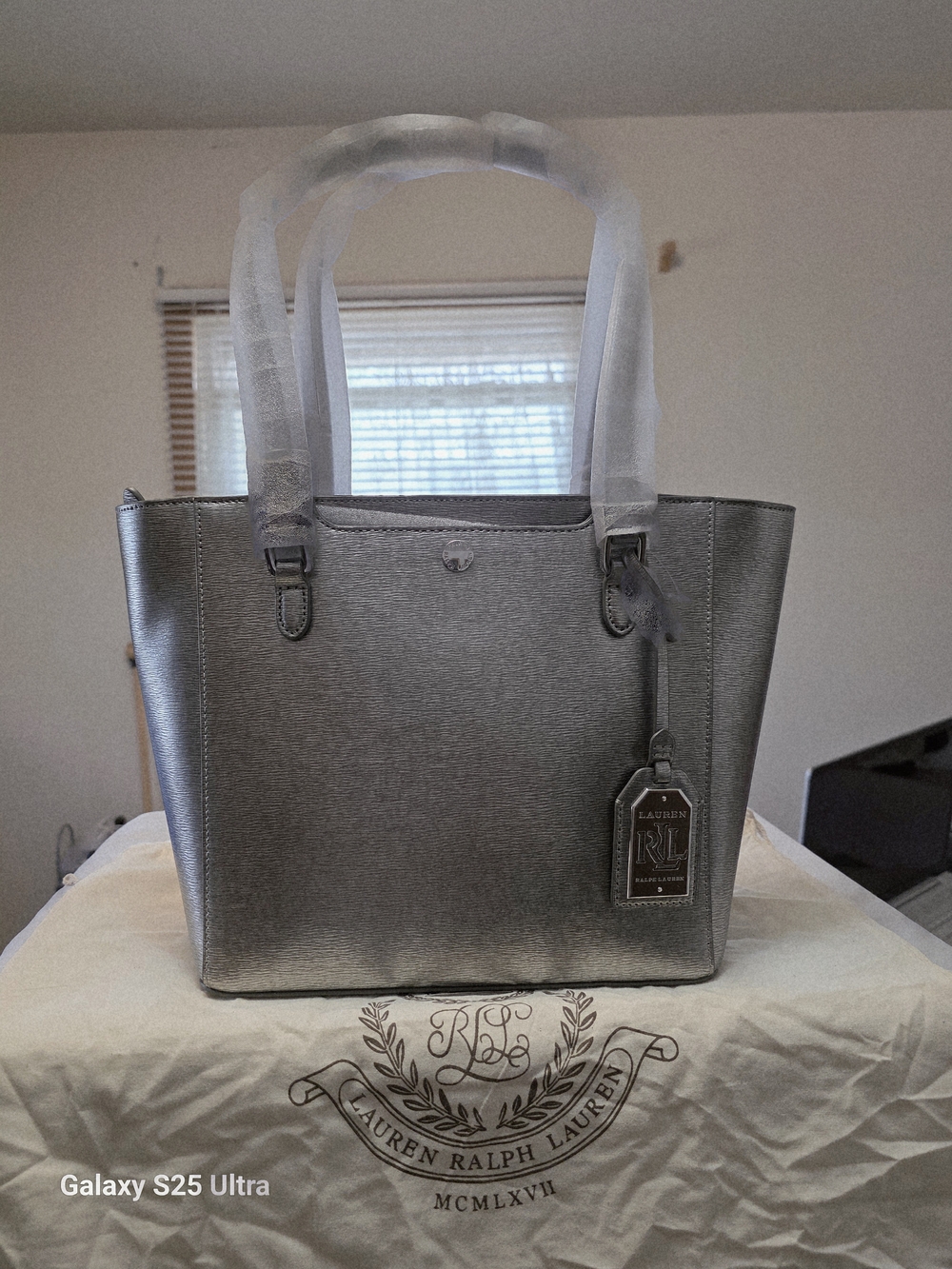 Lauren Ralph Lauren Newbury Halee II Medium Shopper In Silver